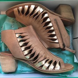 These sandals are Hottt!!